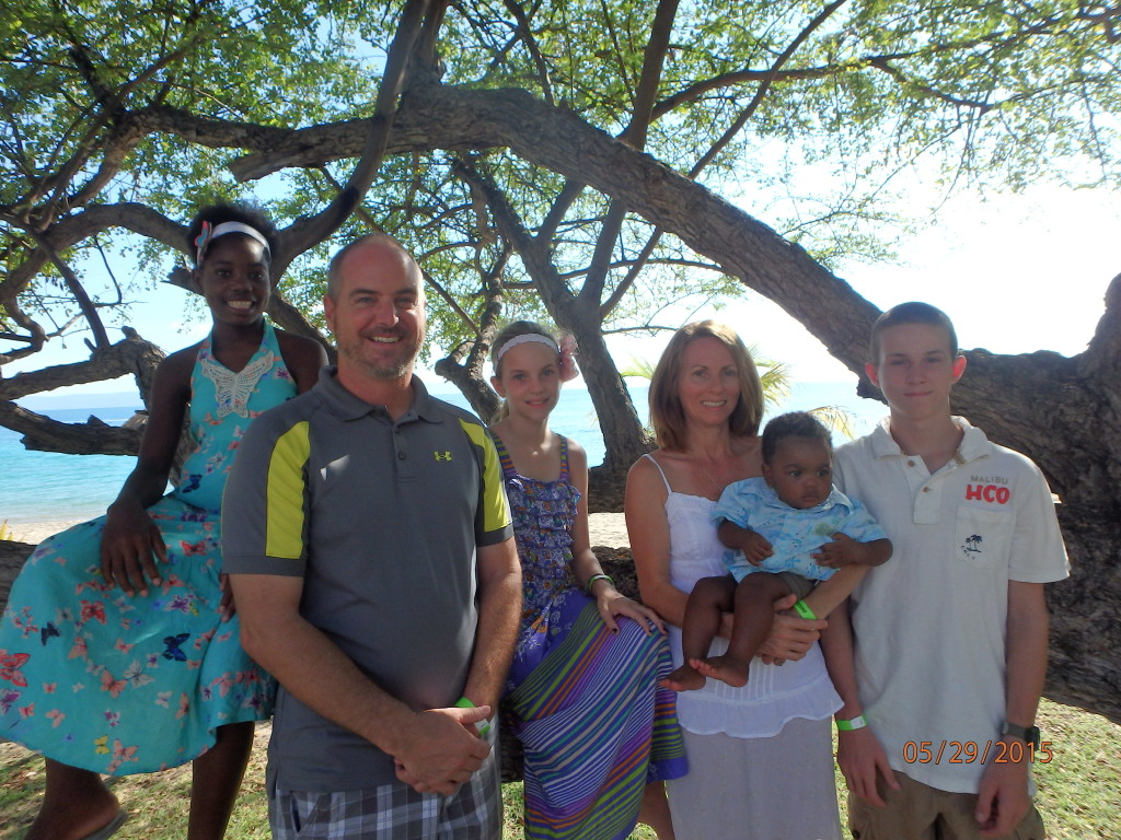 Meet the Carroll Crew! From left to right: Rogerline, Jason, Callie, Jennifer, Baby Edyson, and Cole